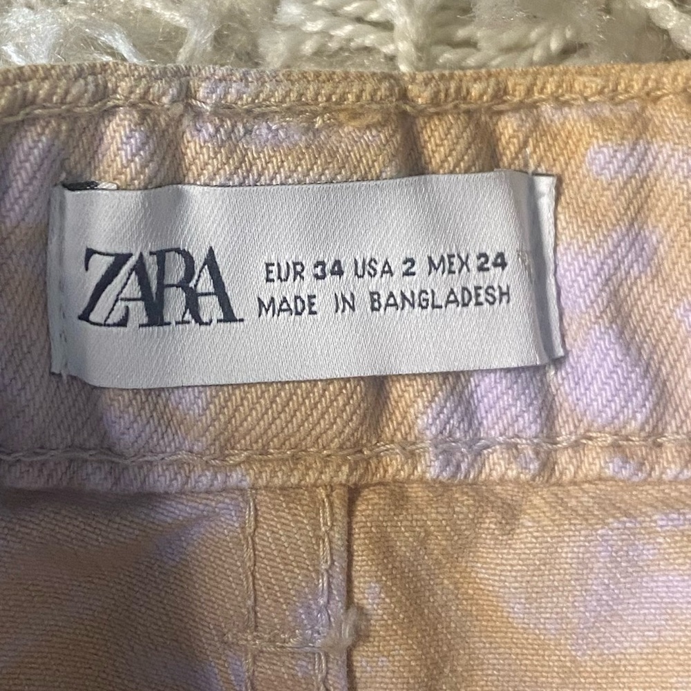 Zara NWOT Tie Dye Lavender Purple and Orange Jean Crop Shorts size 2 - Picture 2 of 3